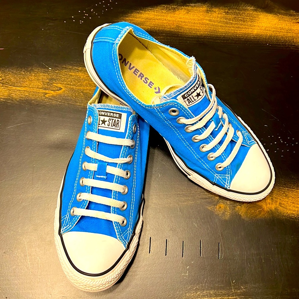 Converse, men’s size 9.5